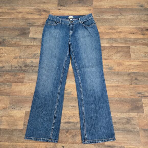 L.L. Bean Women's Favorite Fit Straight Leg Jeans Size 8 - Picture 1 of 6